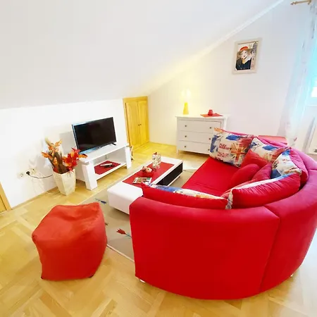 Mar Vintage Apartment